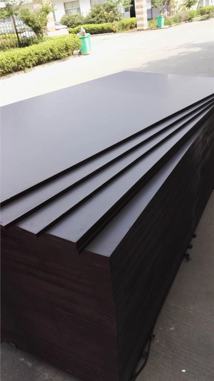4'X8' vandtæt sort film vendt mod krydsfiner