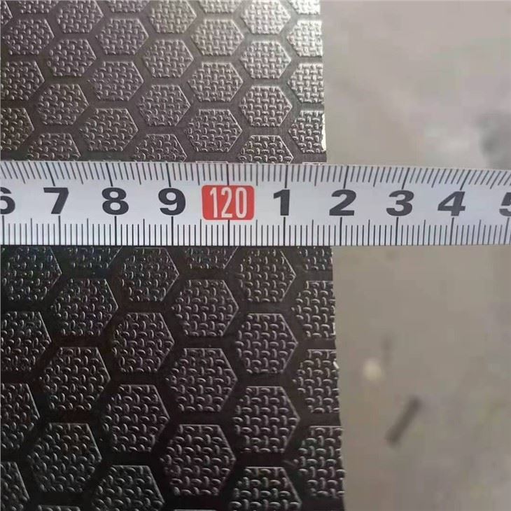 ANTI-SLIP FILM FACED PLYWOOD