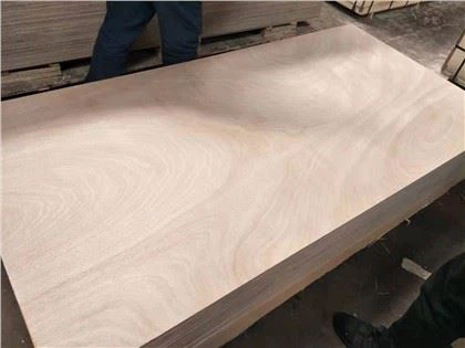 Bintangor Okoume Pine Pencil Cedar Sapale Kommerciel krydsfiner BB/CC